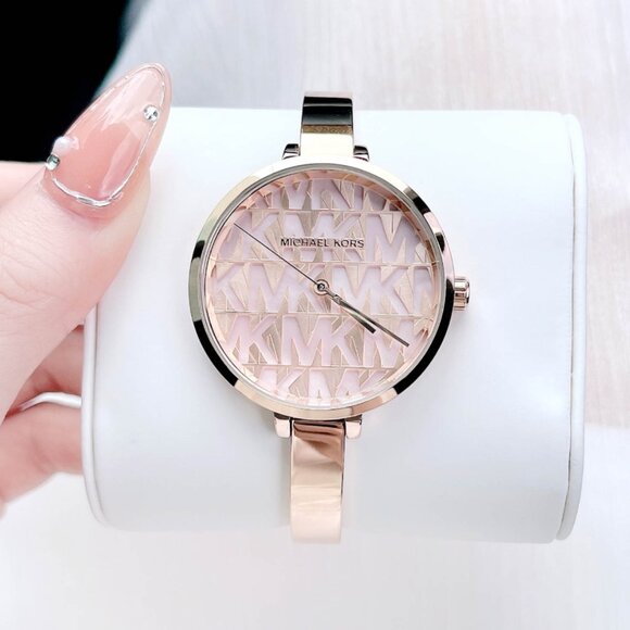 MICHAEL KORS MK4679 ROSE GOLD LOGO DIAL ROSE GOLD STAINLESS STRAP WOMENS WATCH - Picture 4 of 6